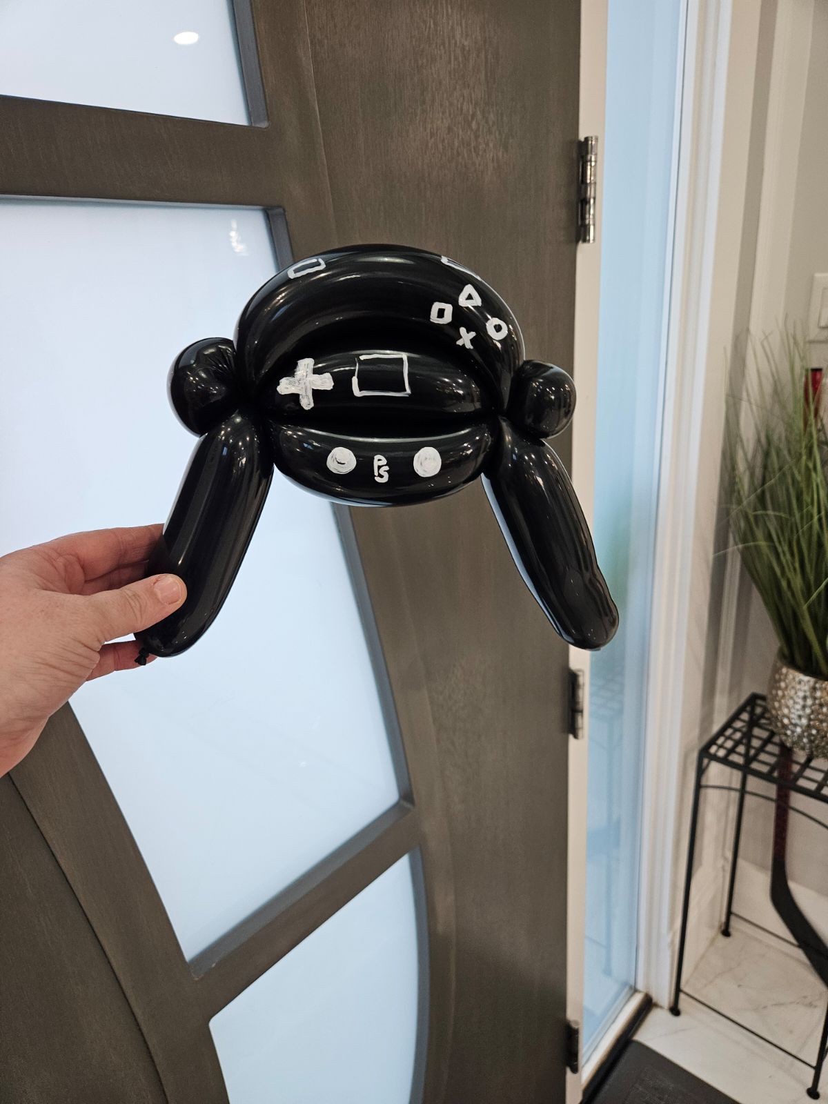 balloon gaming controller